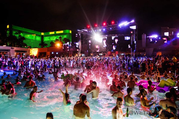 pool party là gì