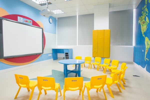 #1 Trang trí phòng học tiếng anh: Những vấn đề bạn cần phải biết 8 trang trí phòng học tiếng anh
