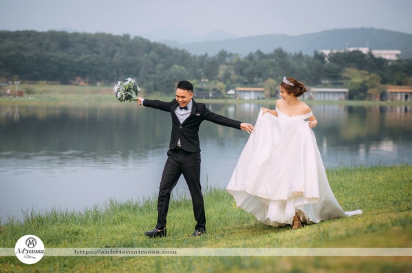 #10+ Mẫu váy cưới trễ vai được đánh giá đẹp nhất 6 váy cưới đuôi cá trễ vai