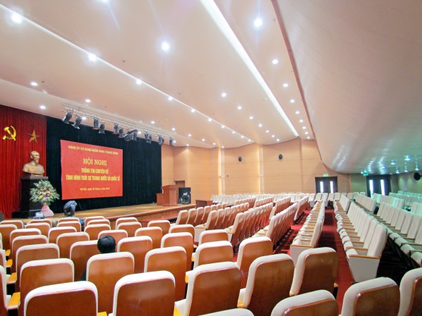 #1 Tiêu chuẩn thiết kế hội trường 500 chỗ – Mới Nhất 2020 2 sắp xếp ghế theo kiểu vòng cung