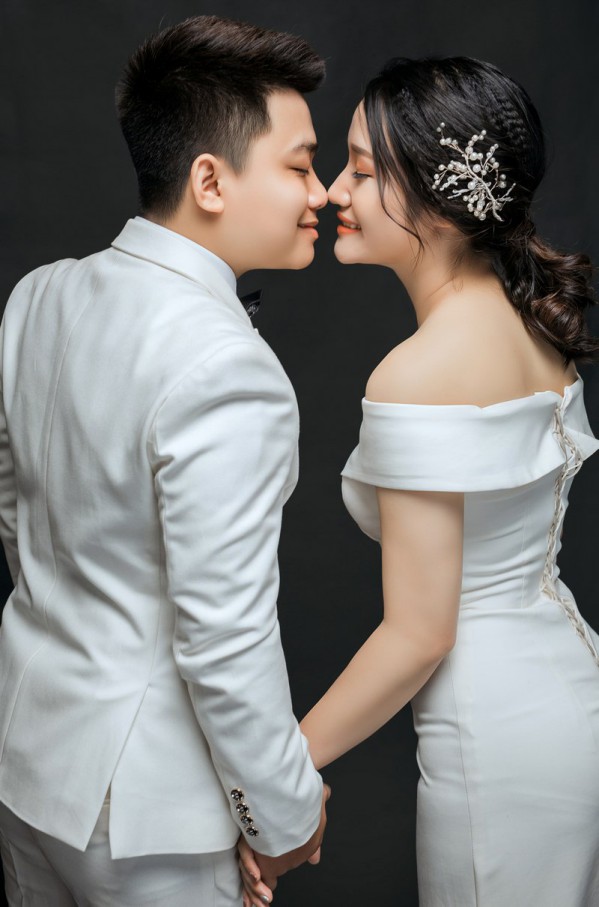 #10+ Mẫu váy cưới trễ vai được đánh giá đẹp nhất 3 studio chụp ảnh cưới