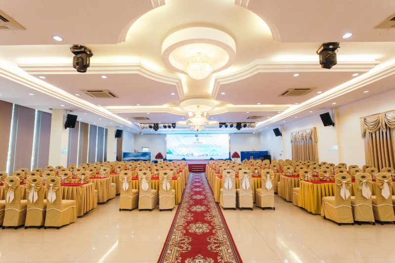 #1 Tiêu chuẩn thiết kế hội trường 100 chỗ - Mới Nhất 2020 6 thiết kế nội thất hội trường 100 chỗ